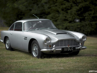 Aston Martin Db4
