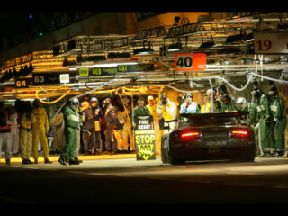 Aston Martin Racing Dbr9 (1)