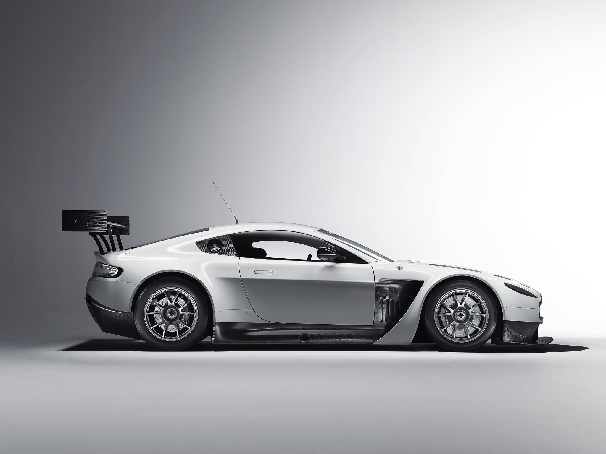 Aston Martin Vantage Gt3 (1)