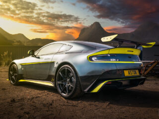 Aston Martin Vantage GT8