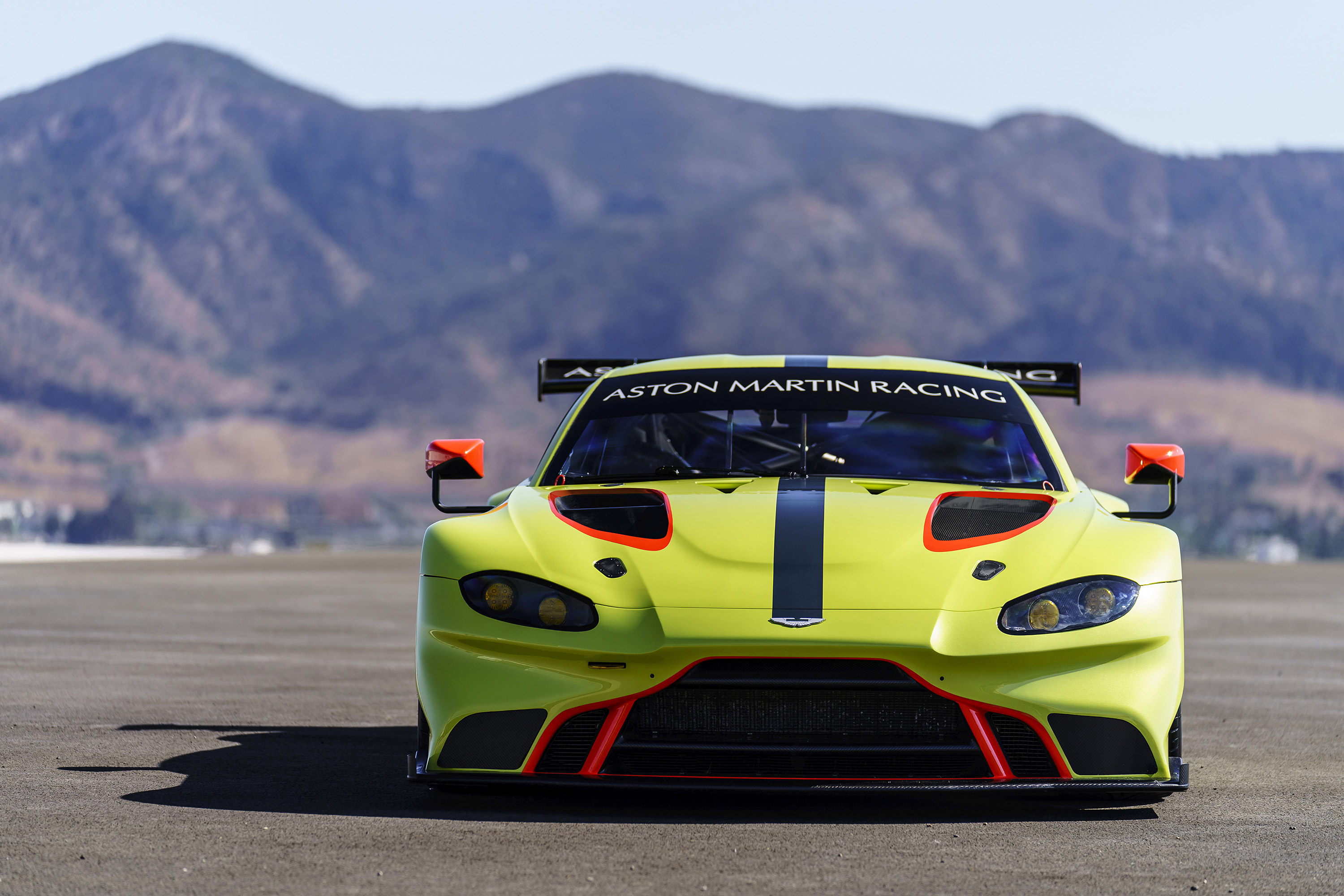 Aston Martin Vantage Gte (gen 2) (4)