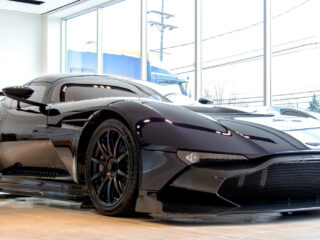 Aston Martin Vulcan (1)