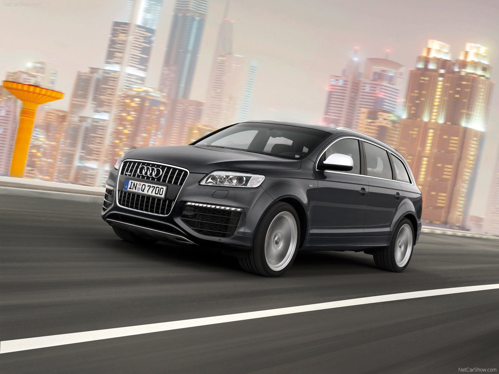 Audi Q7 V12 Tdi (4l) (2)