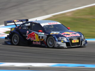 Audi Red Bull A4 Touring Dtm (1)