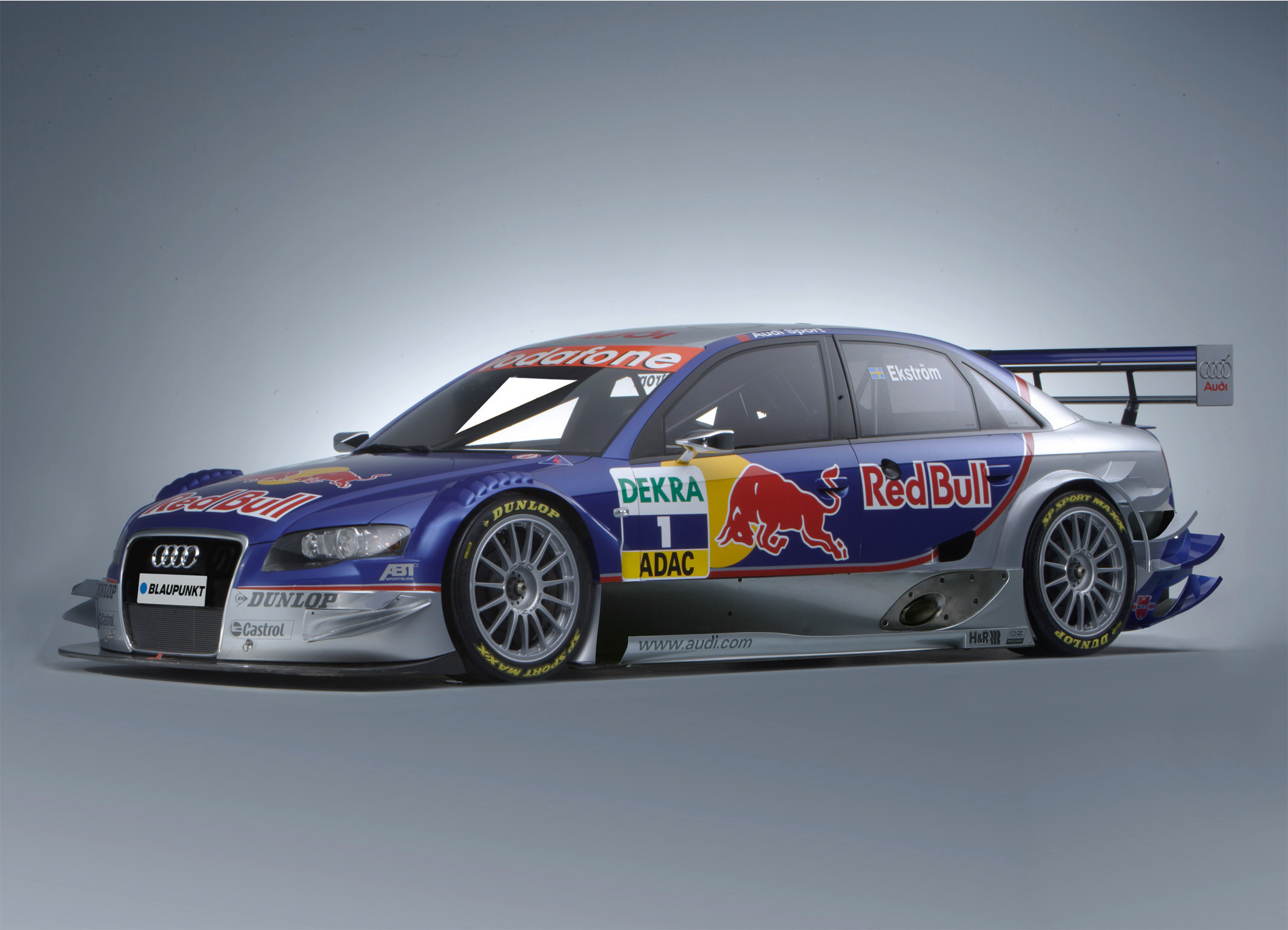 Audi Red Bull A4 Touring Dtm