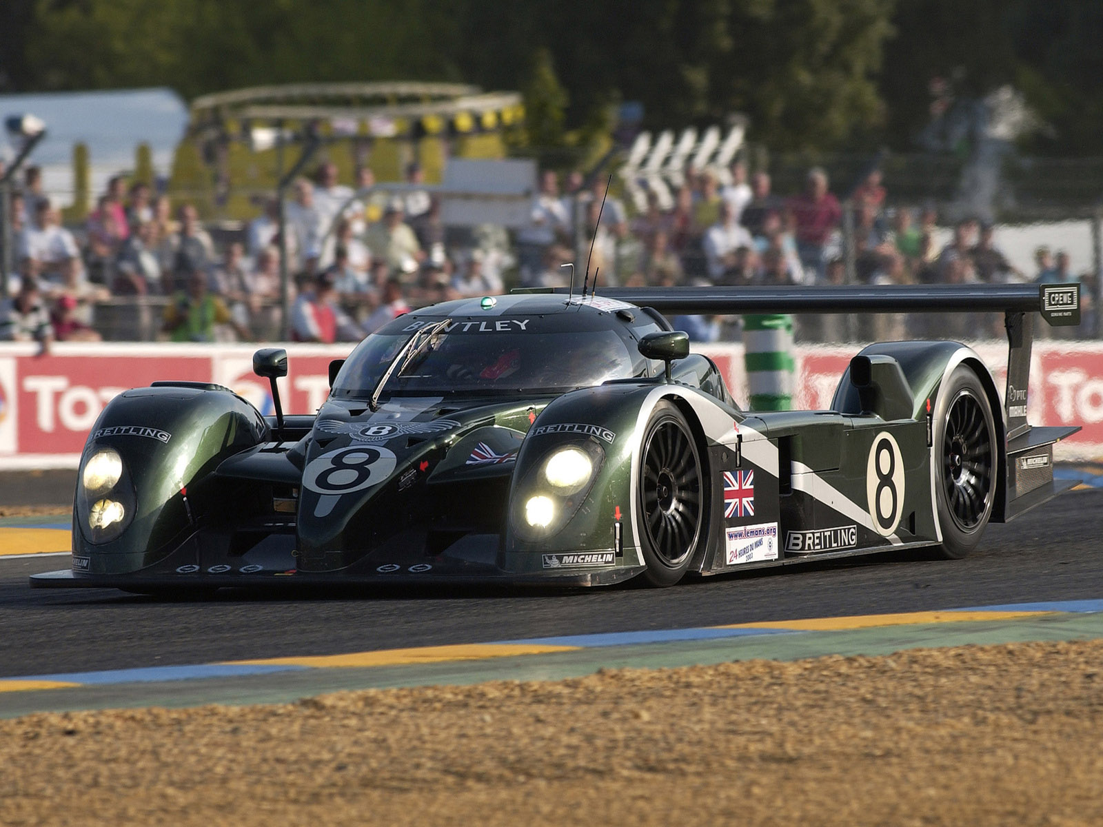 Bentley Speed 8