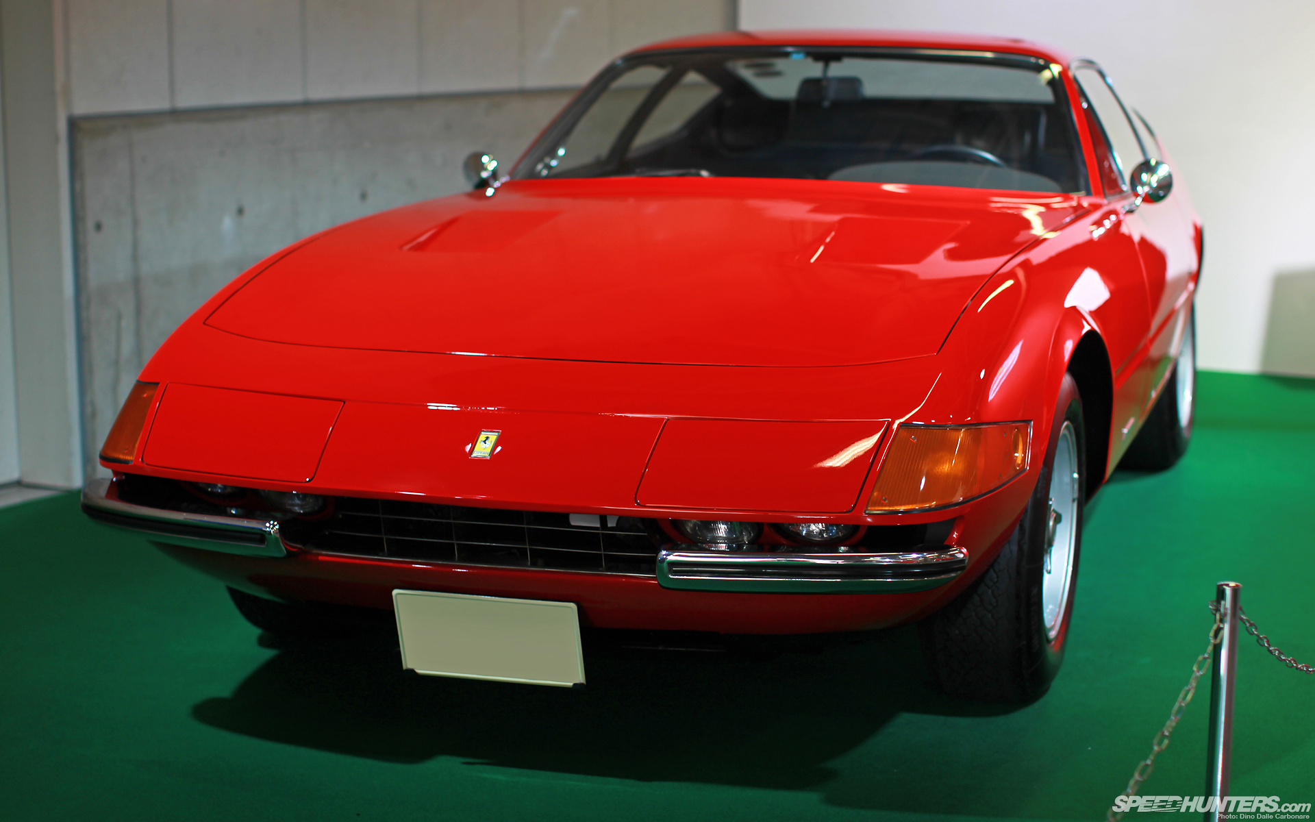 Ferrari 365 Gtb 4 (1)