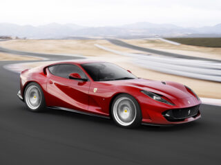 Ferrari 812 Superfast (2)