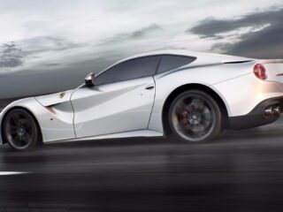 Ferrari F12 Berlinetta (11)