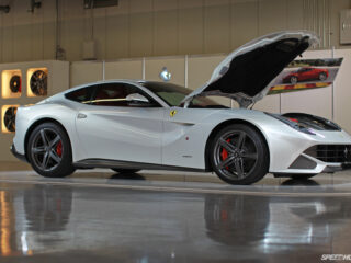 Ferrari F12 Berlinetta (2)