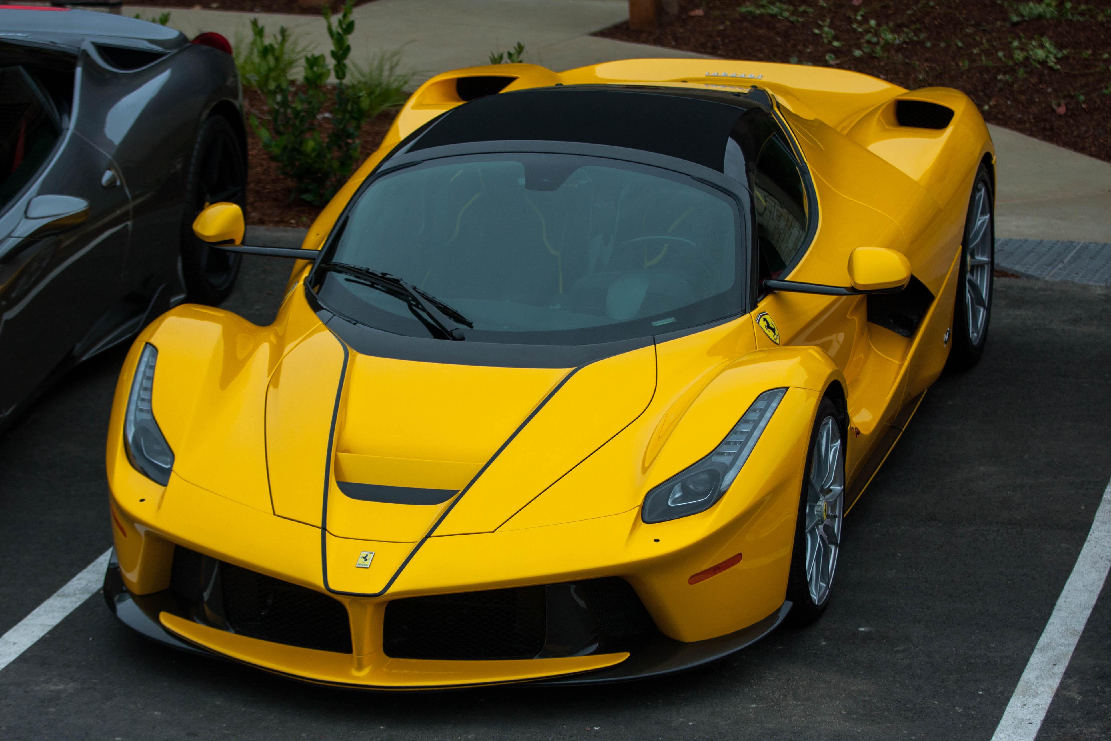 Ferrari Laferrari Aperta (f150)