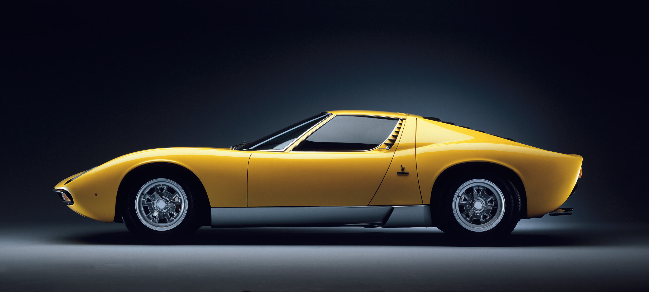 Lamborghini Miura P400