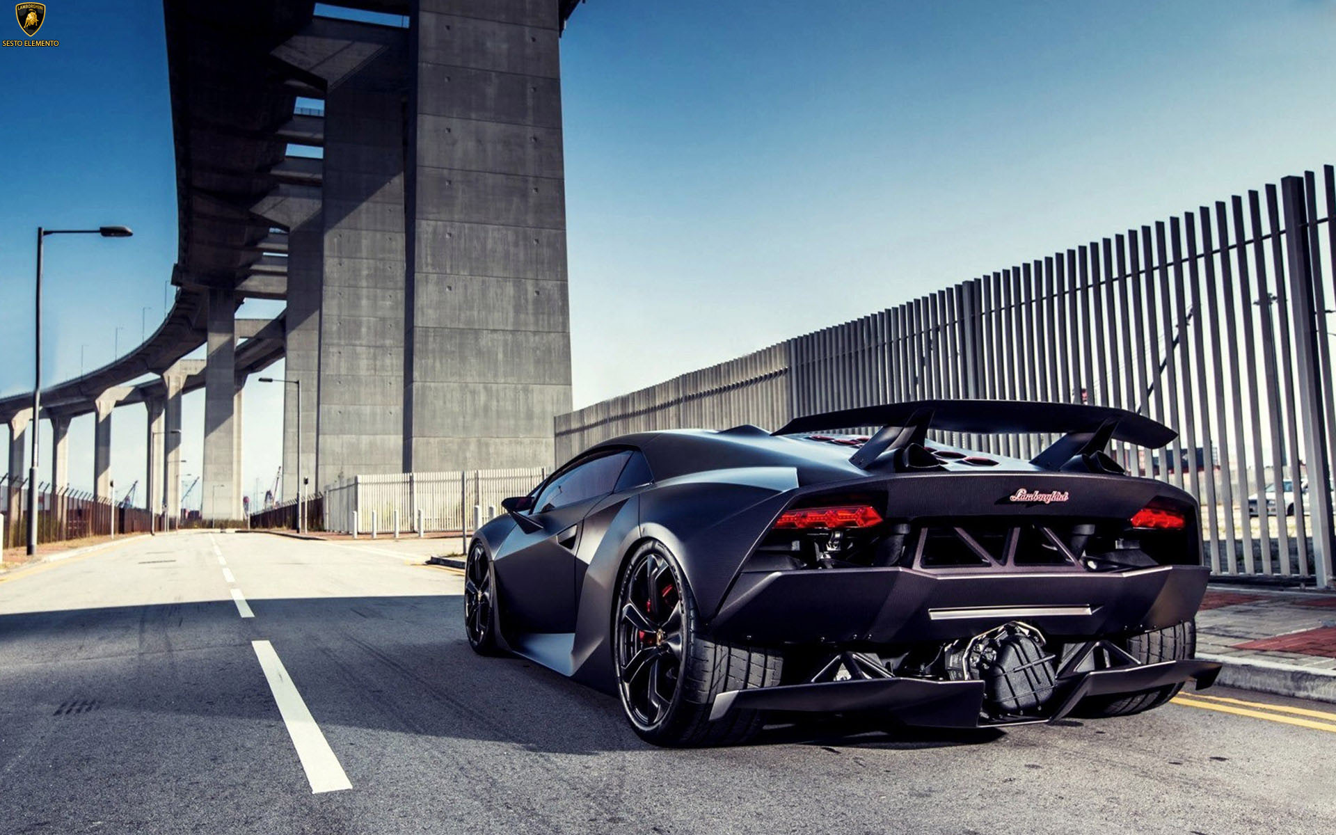 Lamborghini Sesto Elemento 2011 (1)
