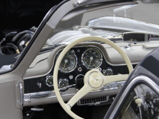 Mercedes Benz 300 Sl Gullwing (w198) (4)