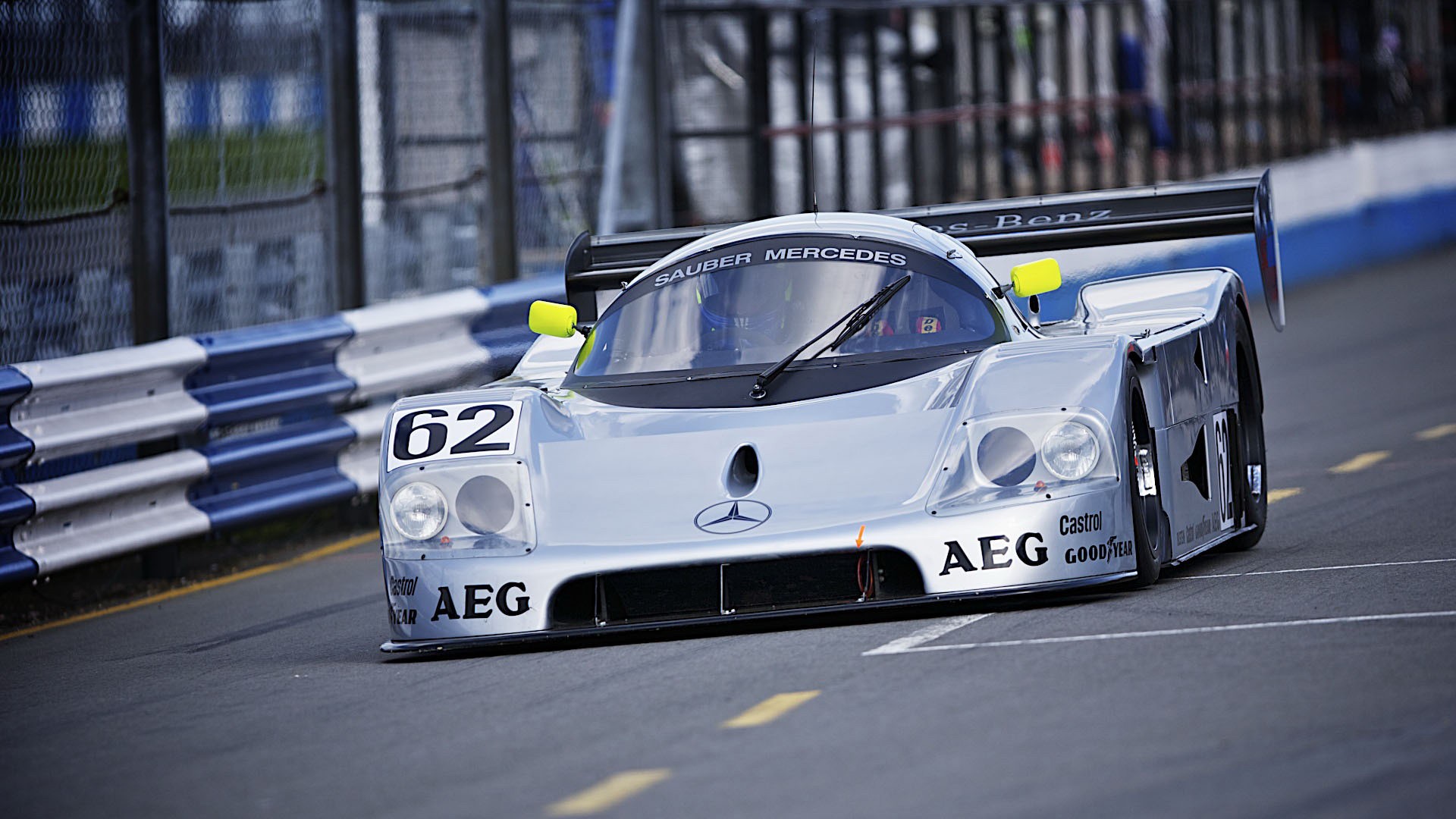 Mercedes Benz Sauber C9