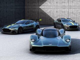 Multi Aston Martin