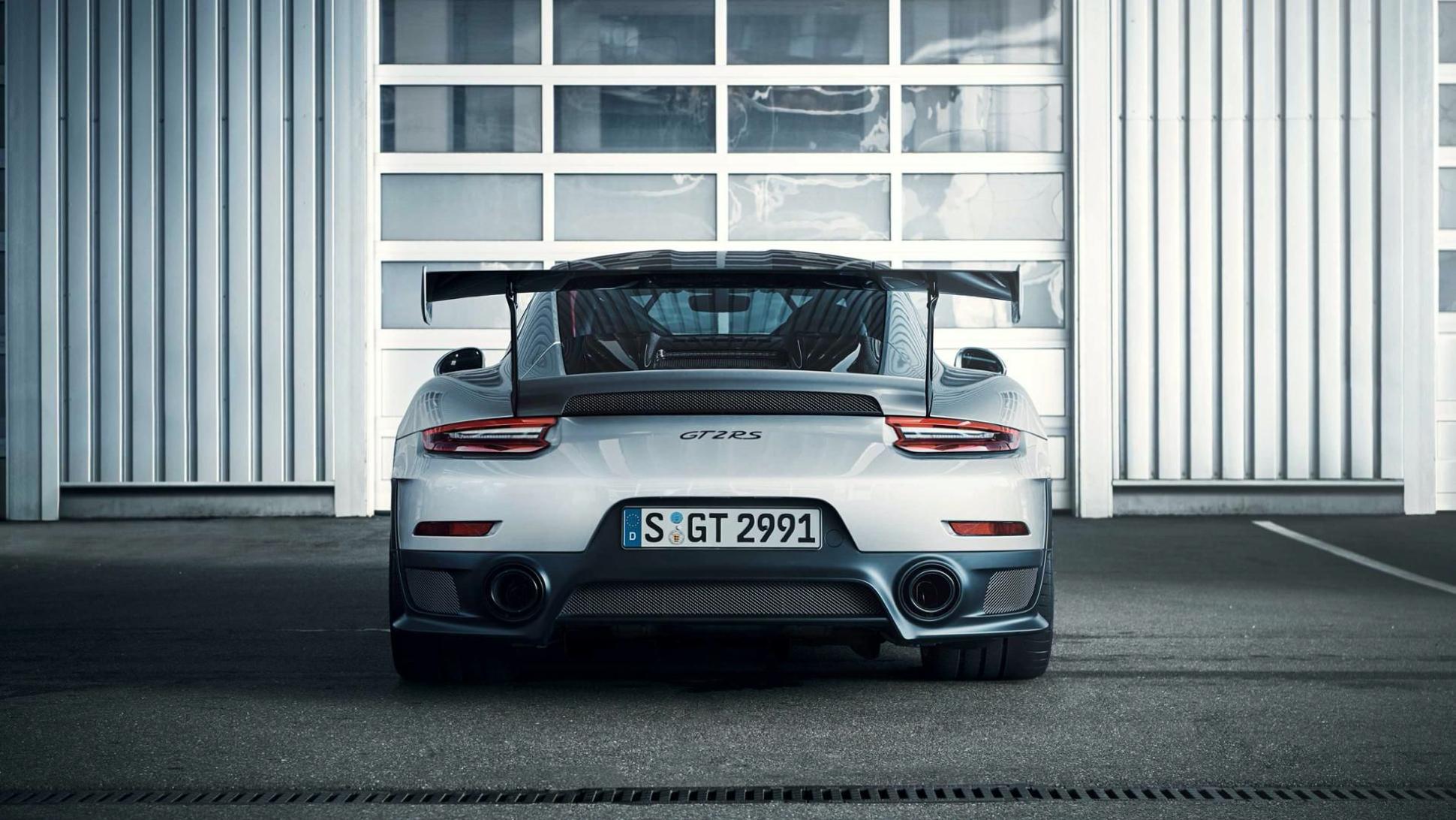 Porsche 911 Gt2 Rs (991)