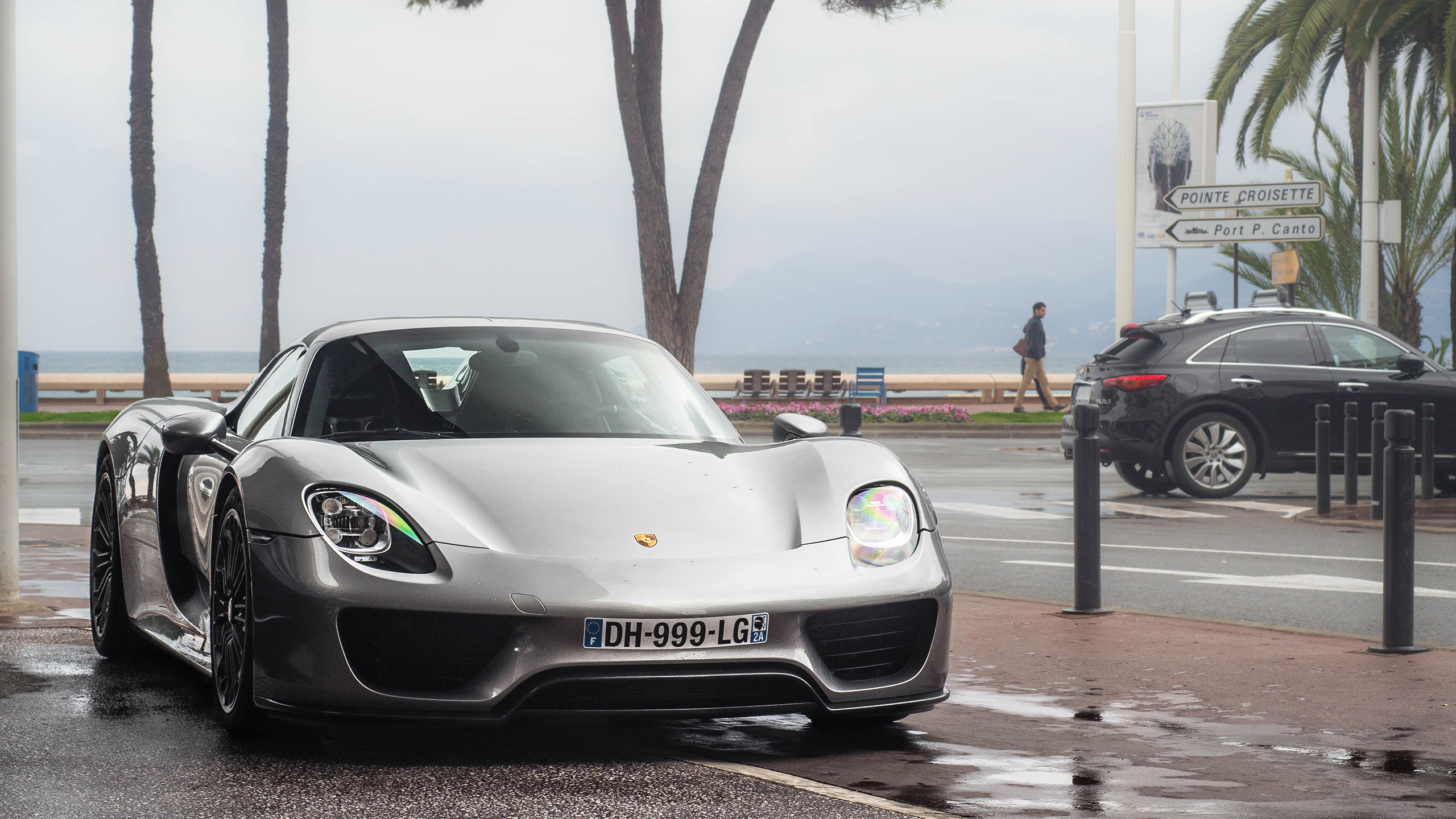 Porsche 918