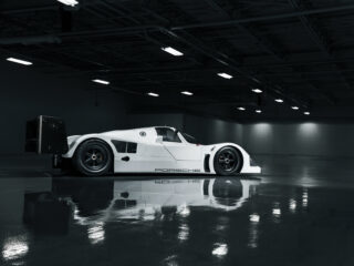 Porsche 962
