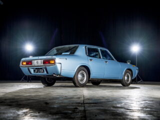 Toyota Crown (s60)