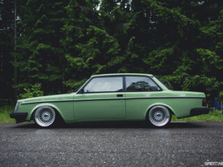 Volvo 242l (1)