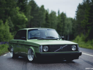 Volvo 242l (2)